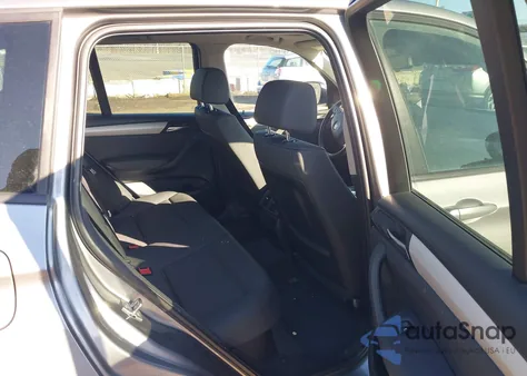 2011 BMW X3 xDrive28I z USA, uszkodzony, nr VIN 5UXWX5C5XBL702398